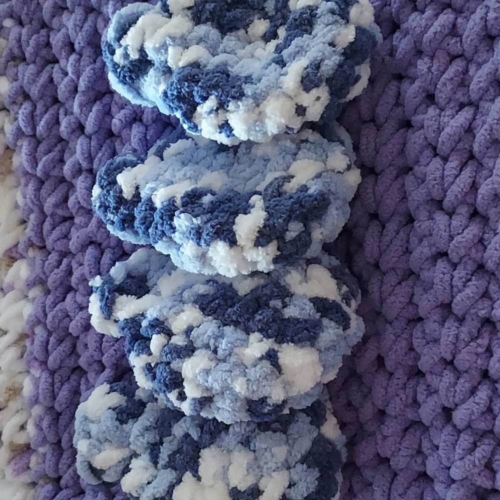 Crochet water balloons